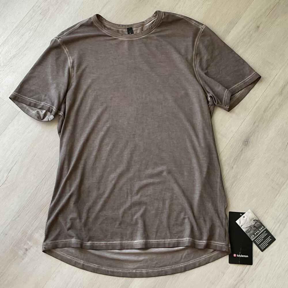 NWT Lululemon 5 year Basic Tee Sun Wash Large Grey Unisex